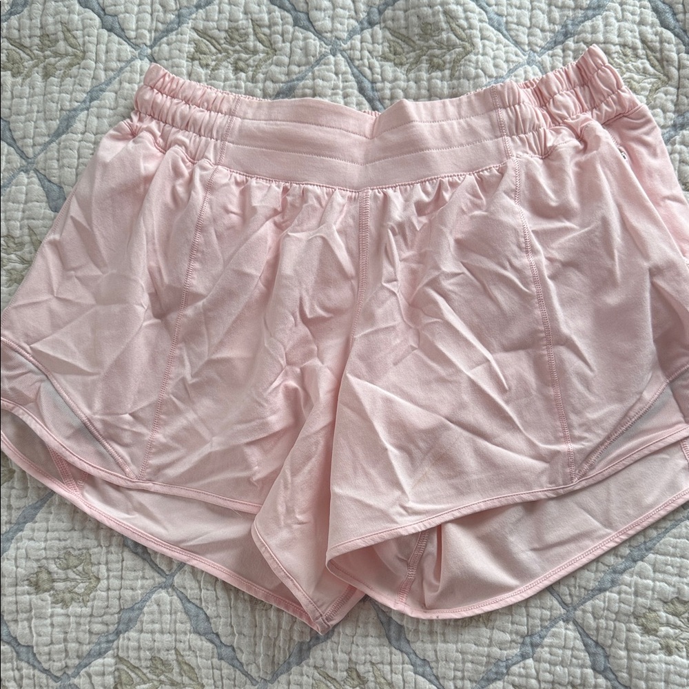Lululemon 4” Hotty Hot Stawberry Milkshake shorts